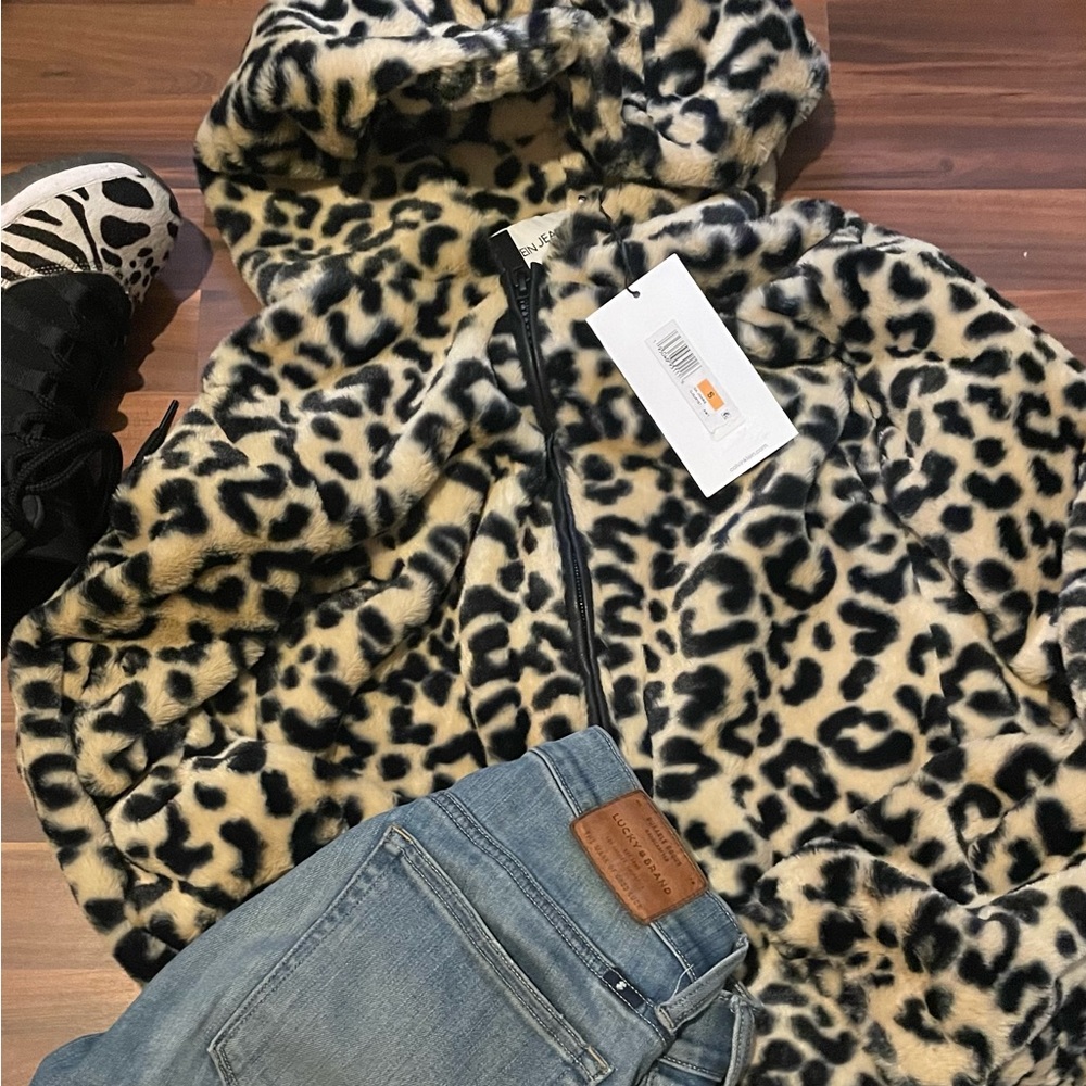 Super Fuzzy Faux Fur Leopard Jacket